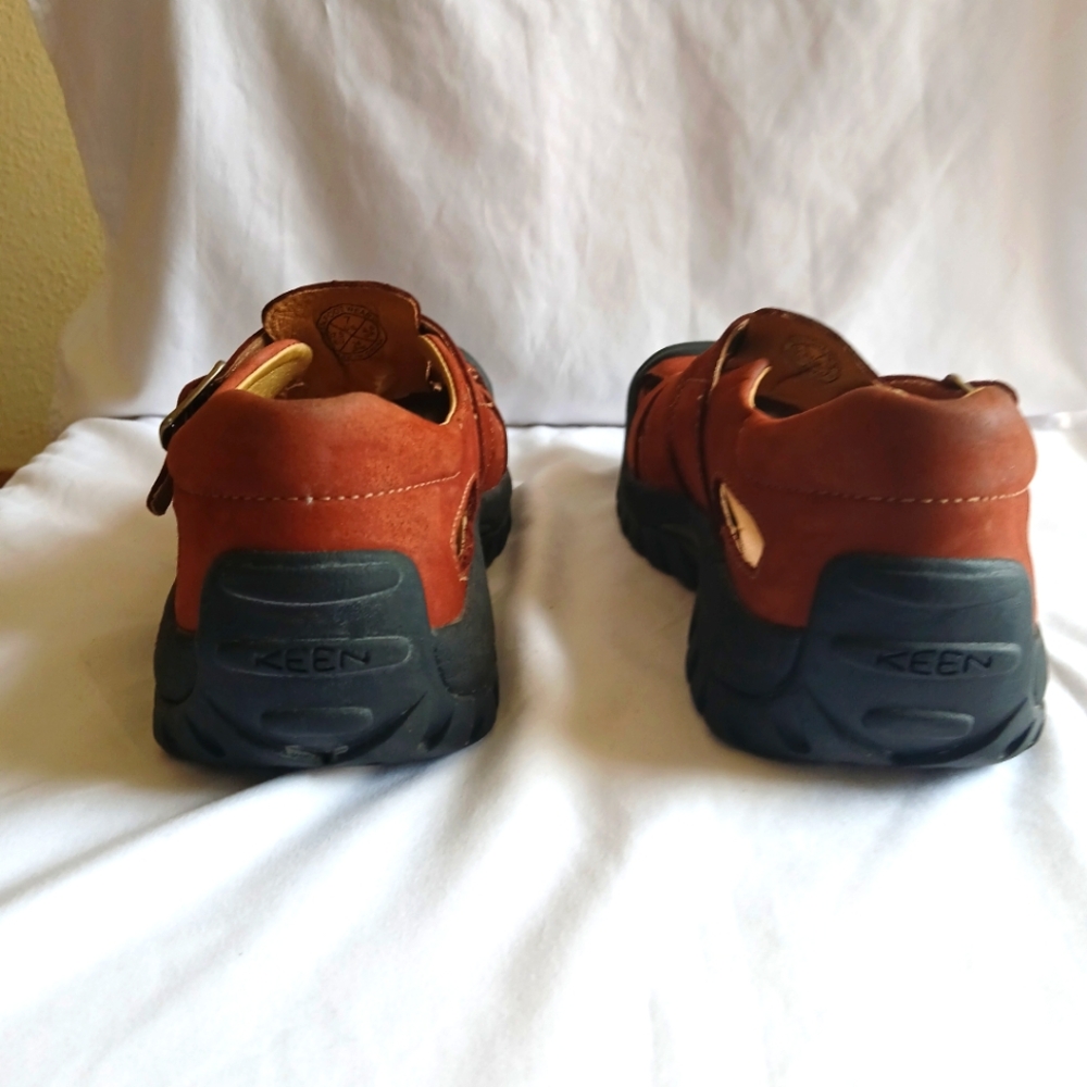 Keen Women's Hydro Grip Hiking Sandals - Picture 4 of 6